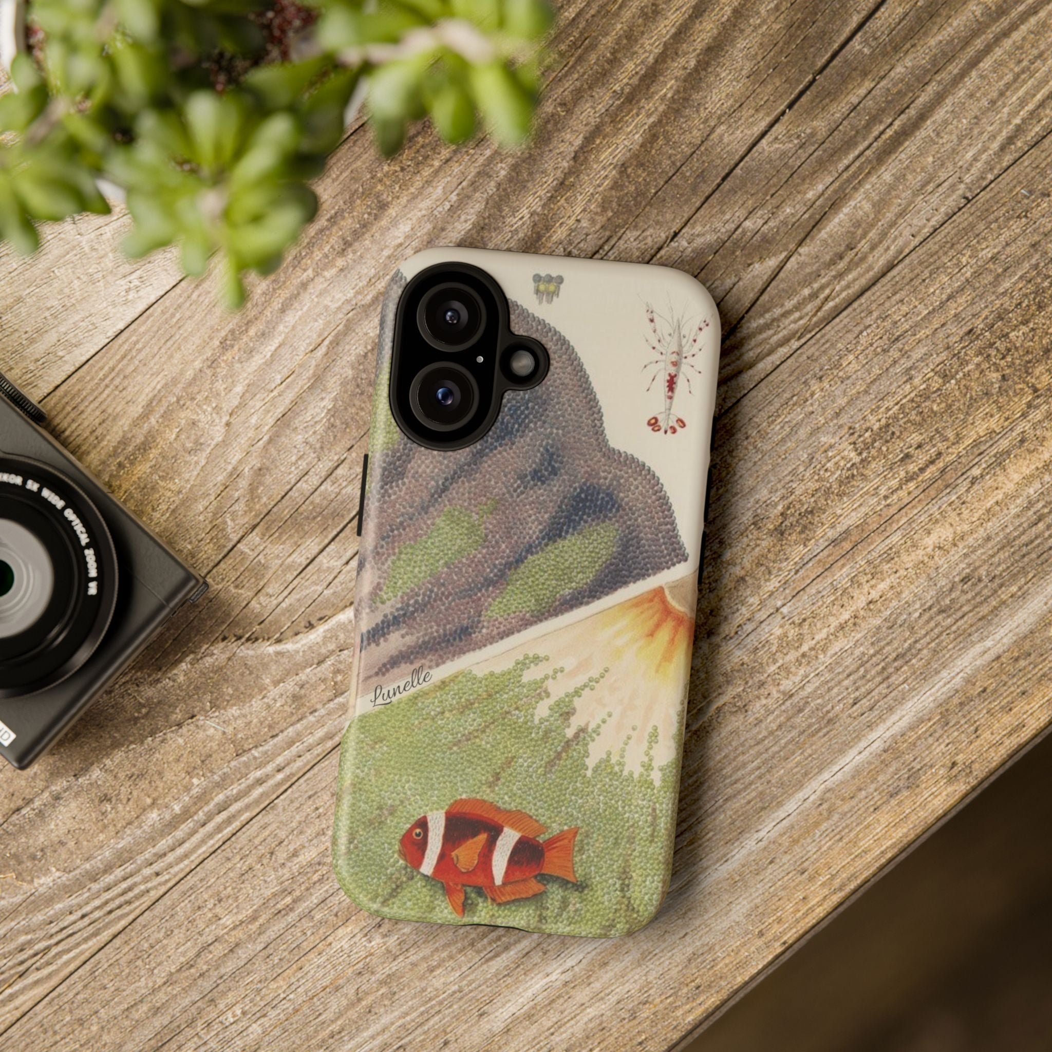 Vintage Clownfish Ocean Tough Phone Case