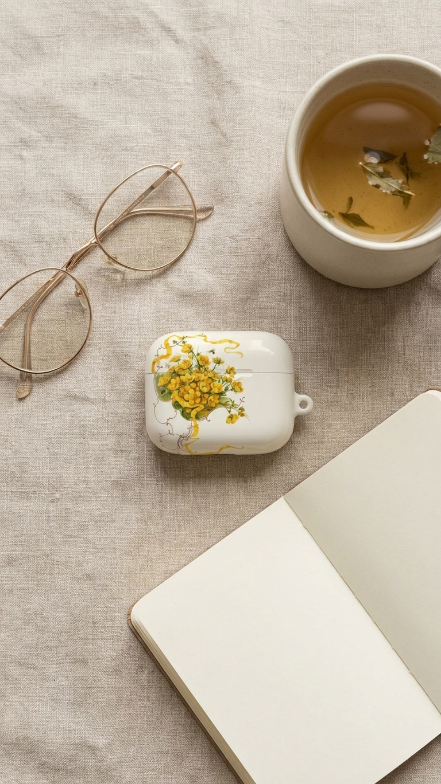 Golden Ribbon Bouquet | AirPods Case